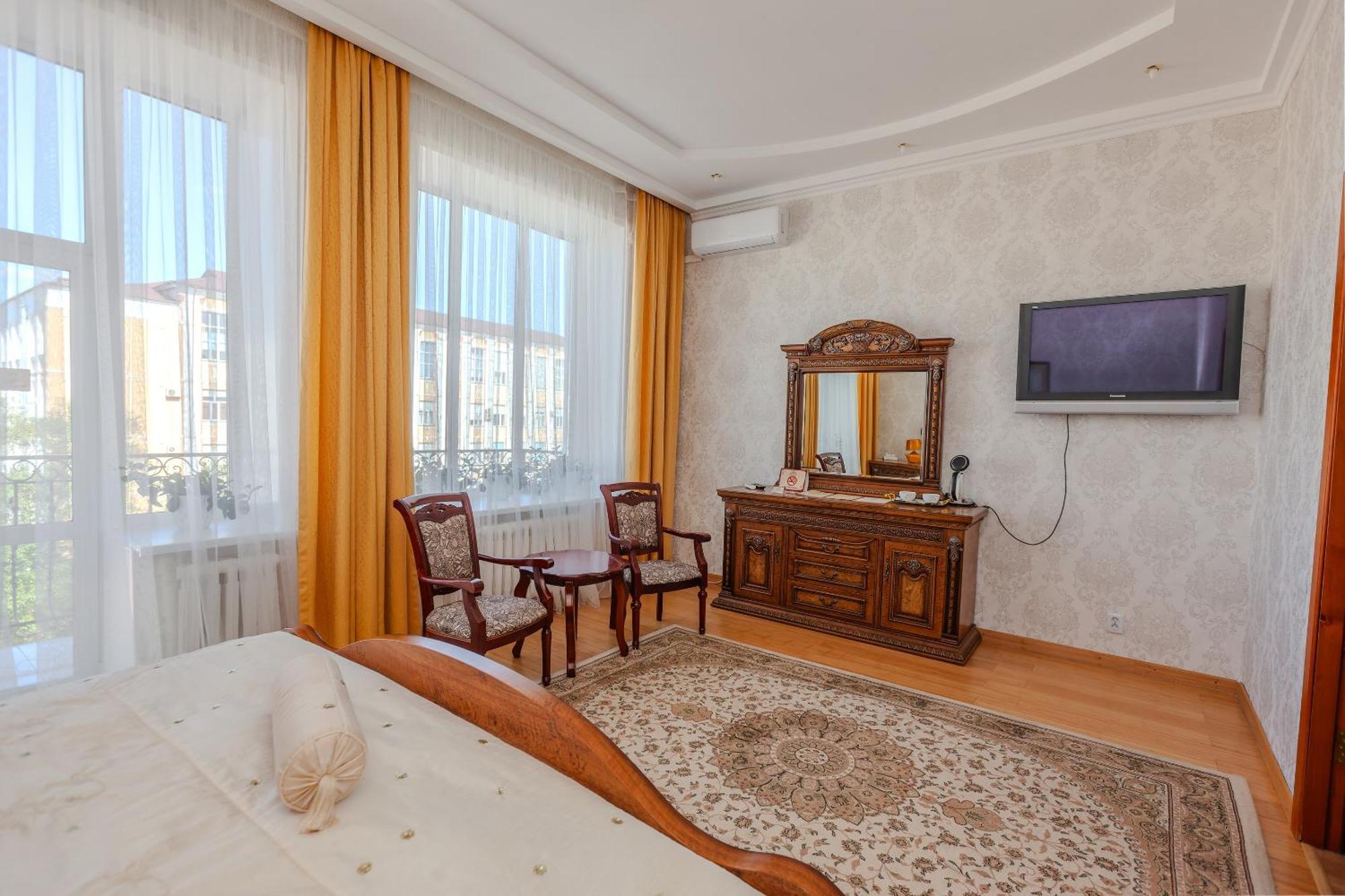 Respect Hotel Pavlodar Exterior photo